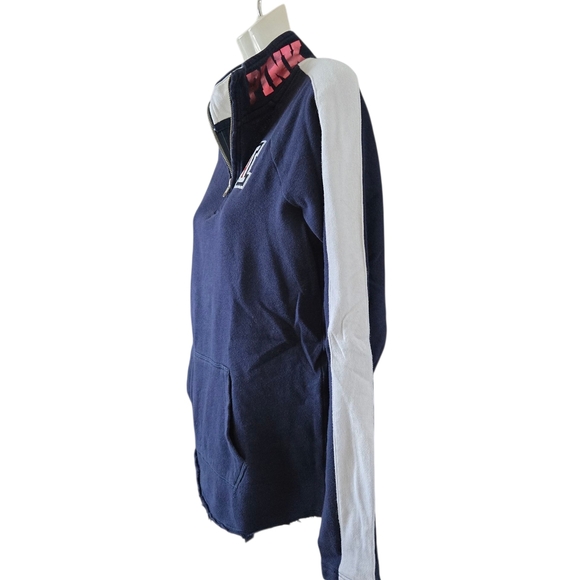 PINK Victoria's Secret Navy and White Pullover - Picture 4 of 8